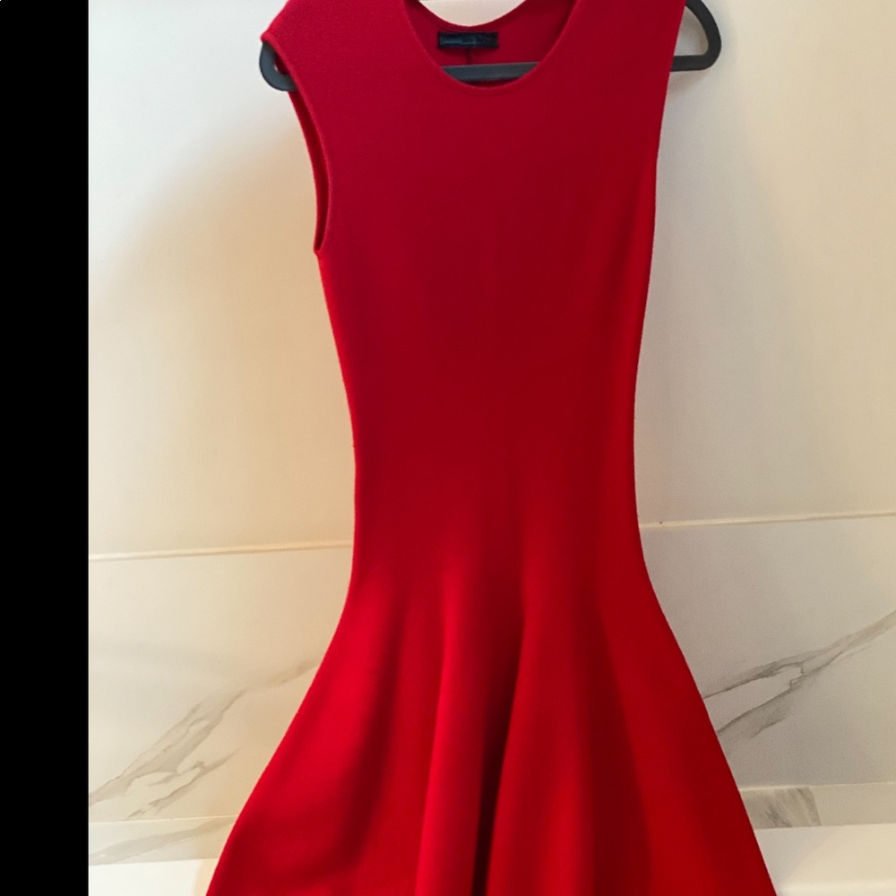 RVN XS Basic circular flap jacq cap sleeve dress